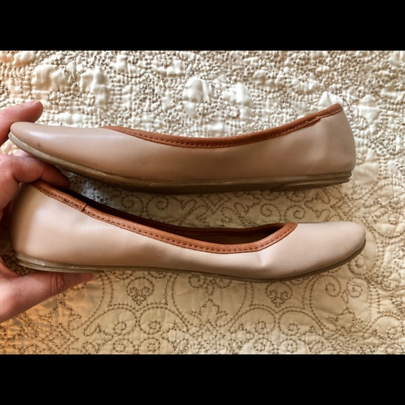 American Rag Tan Flats, Size 7 Wide - Picture 2 of 7